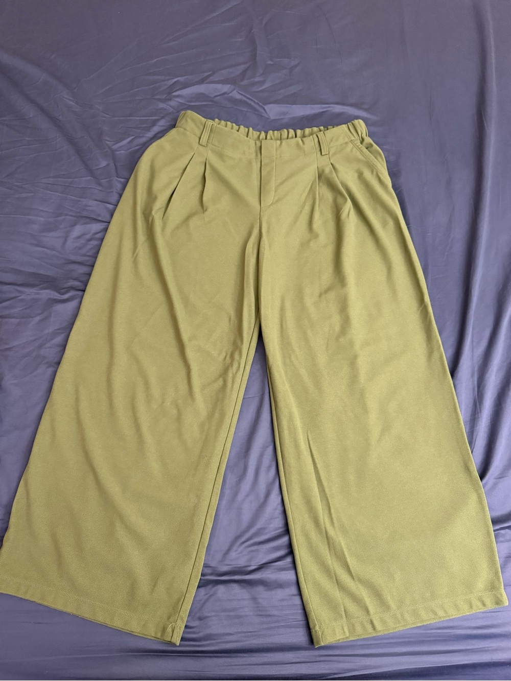 Wide Leg Olive Green Cropped Trousers